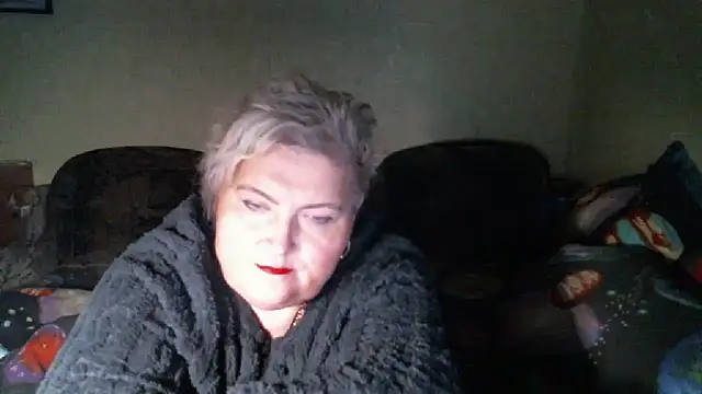 Lana555 Adlı Modelin Canlı XXX Sohbeti