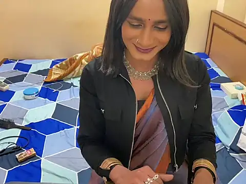 LuvLayla élő XXX-chatje