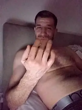 Alexdaniel89 现场XXX聊天