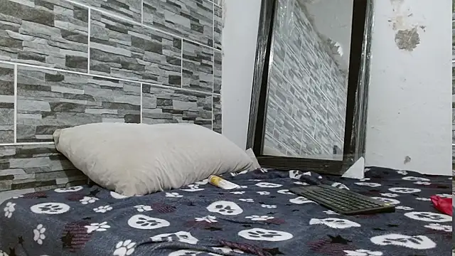 Chatroom XXX en direct de Venus_Santana