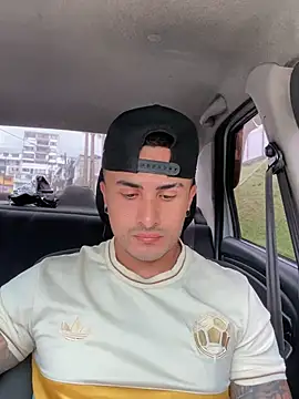 Chatroom XXX en direct de ALEXXX_KING