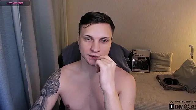 handsome_guy01 élő XXX-chatje