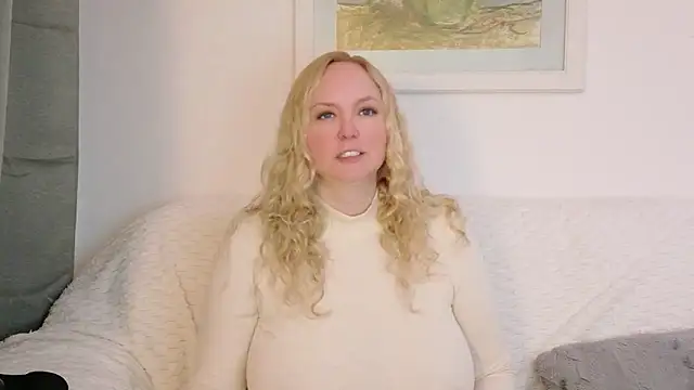 Sarah4you Adlı Modelin Canlı XXX Sohbeti