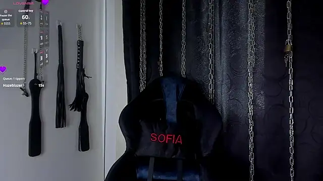 charrlotte_quinn élő XXX-chatje