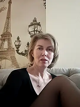 Chatroom XXX en direct de stellahere8