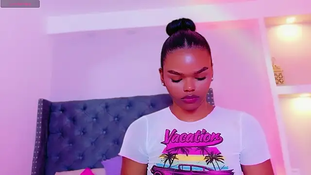 CamiEstrada live XXX chat