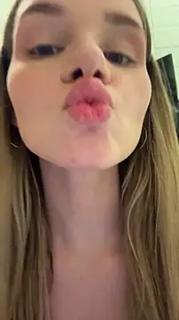 Chat XXX en directo de BARAVISHA