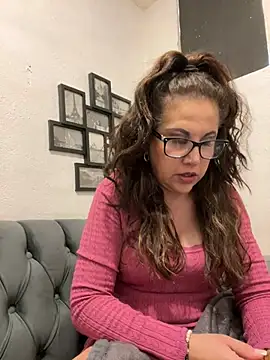 MirandaLatinaLovely Live XXX-Chat