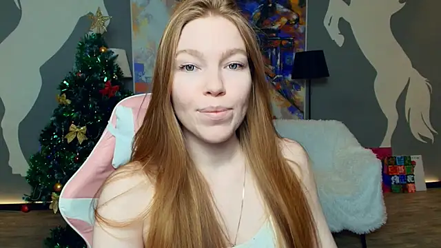 LavetaShiroma: διαδικτυακό σόου στην κάμερα