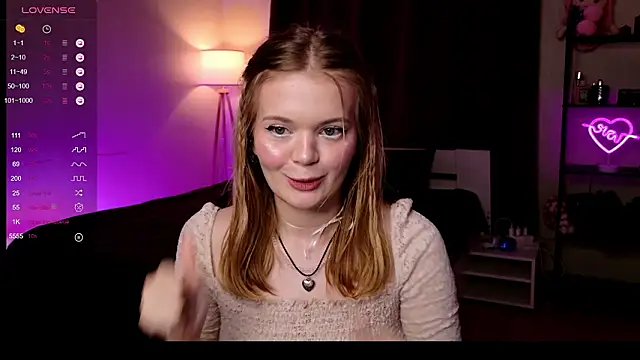 Elioraa élő XXX-chatje