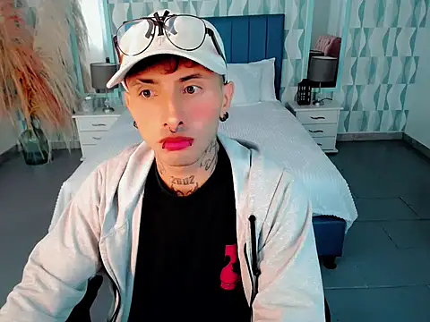 XXX chat uživo modela pol_lu