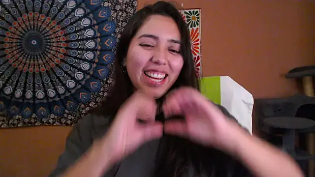 IntimateTales Live XXX-chat