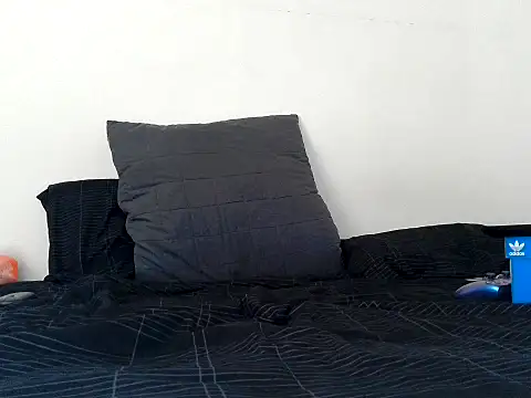 Iscariot19 Chat XXX live