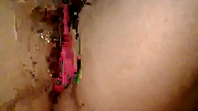 Chat XXX en directo de SWEETLUNA077