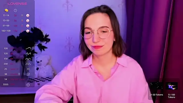 KindHazelHere_ – Naživo XXX chat