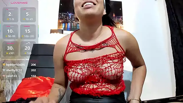 Julieta_Coopeer_ 现场XXX聊天