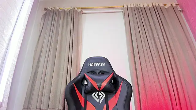 Chat XXX en directo de Engel_boss