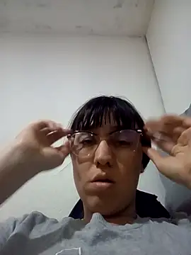 CoralSmit Chat XXX live