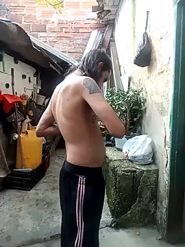 XXX chat uživo modela hairy_mannn