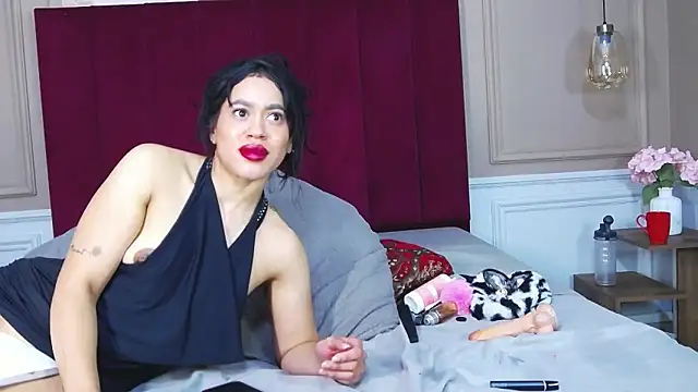 GiaTegel live XXX chat