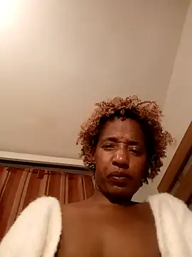 GOODHEARTEDWOMAN-911 live XXX chat