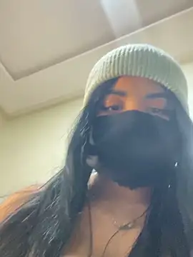 Chat XXX ao vivo de Nabila-hanouna