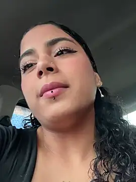 Chatroom XXX en direct de Spicy_Nesss