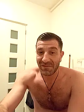 Alexdaniel89: онлайн-секс-чат