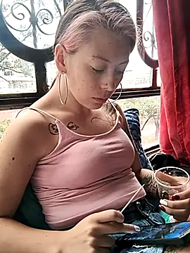 Tefannyy_ Chat XXX in diretta