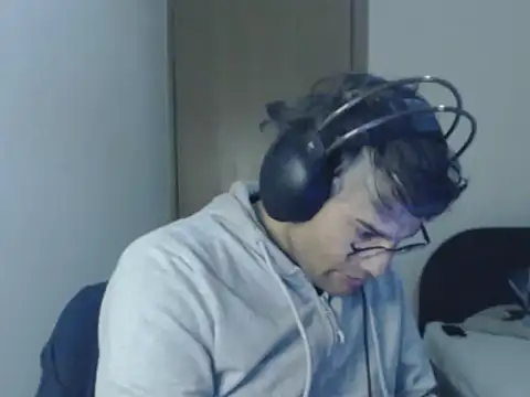 XXX chat uživo modela wildpussycat23