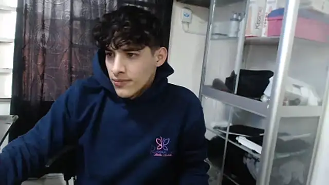 MaxStar26 Chat XXX in diretta