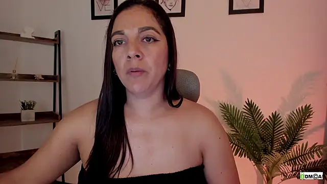 urcute_kitten Chat XXX live