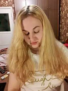 Онлайн чат XXX LianaJu