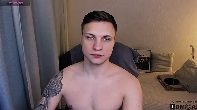 handsome_guy01 Obrolan Langsung XXX