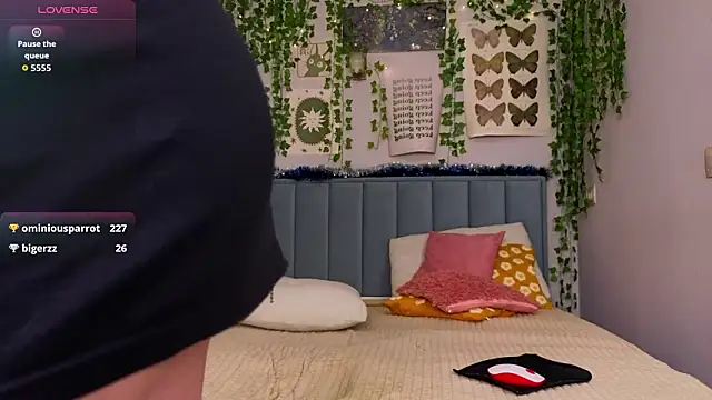 Онлайн чат XXX EmmaNovak