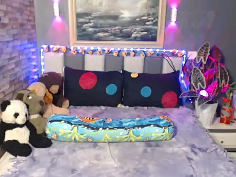 HotNathalie6900のライブXXXチャット