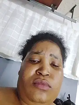 Živý XXX chat MassiveBoobsxxxx