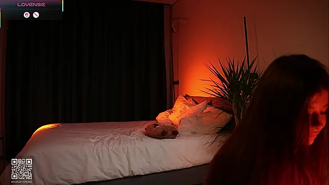 XXX chat uživo modela bogduzy