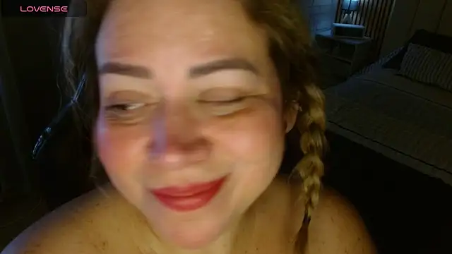 bella_savati 라이 브 XXX 채팅