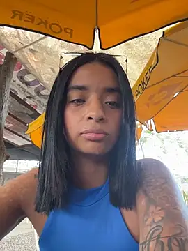 Chat XXX en directo de Laura_fernandezII