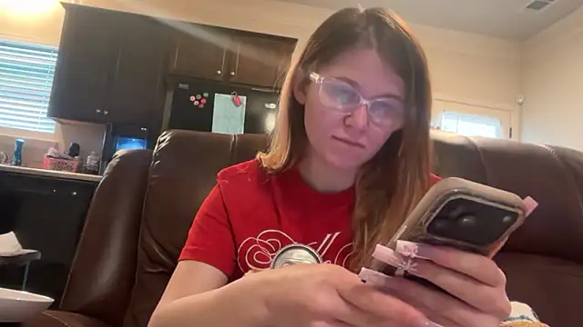 Riley_ray69 Adlı Modelin Canlı XXX Sohbeti