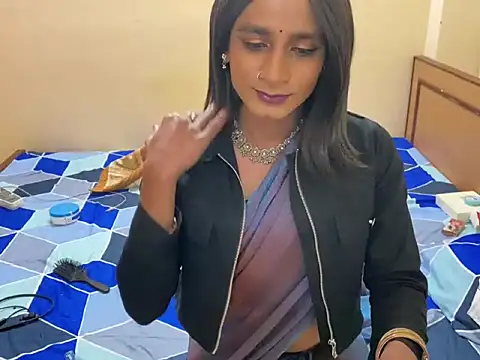 LuvLayla 现场XXX聊天