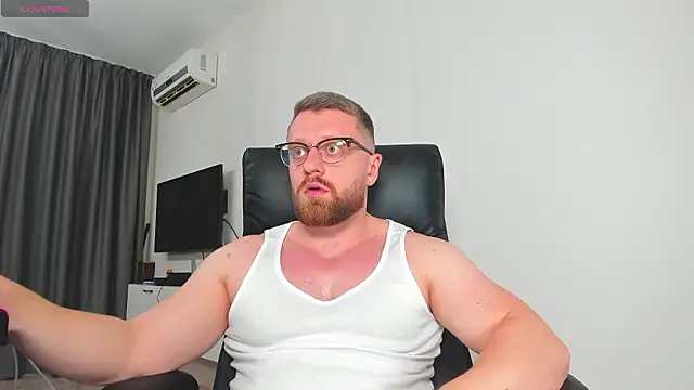 Findom_guy Chat XXX in diretta