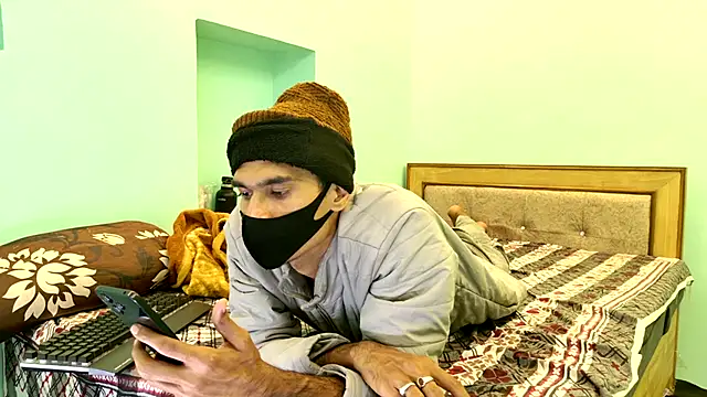 zihan777 Adlı Modelin Web Kamerası Şovu