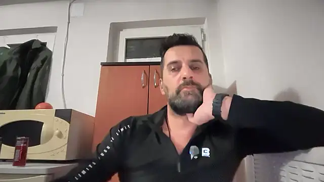 TARKAN1 Chat XXX live