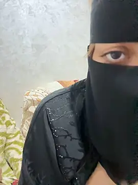 Hot_arabic_girl élő XXX-chatje