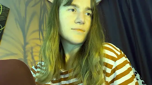 kleya_ Adlı Modelin Canlı XXX Sohbeti