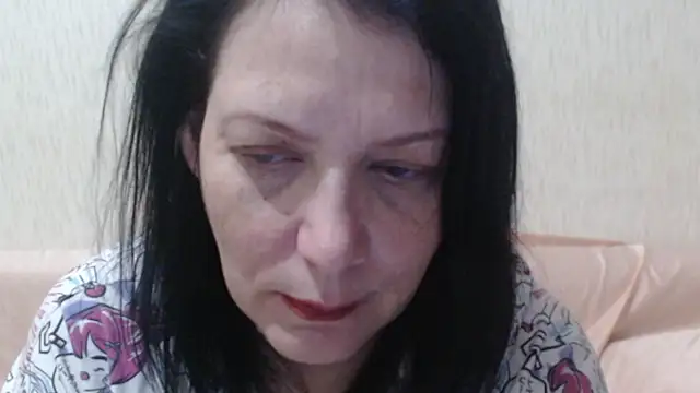 Chatroom XXX en direct de Mirabelle_Sweet