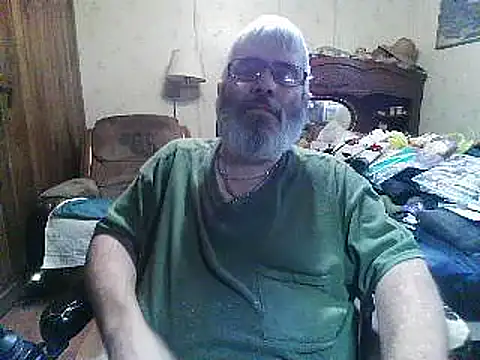 Chat XXX ao vivo de hearseguy77