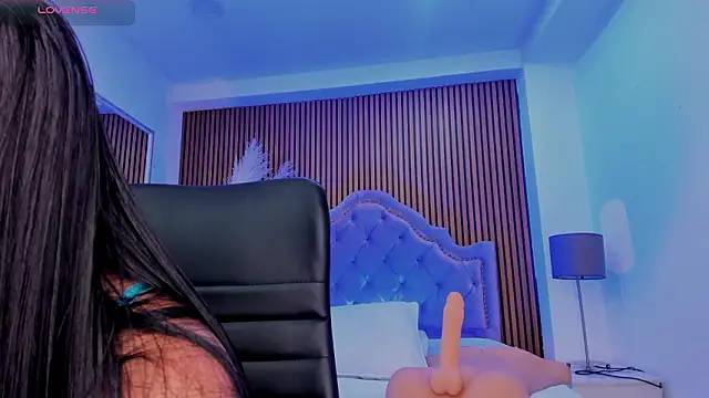 XXX chat uživo modela SelenaStonne